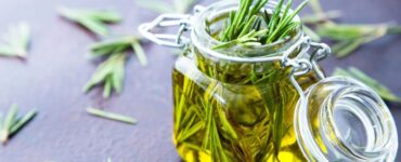 How to Make Rosemary Oil