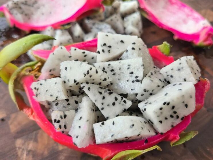 How Do You Cut a Dragon Fruit